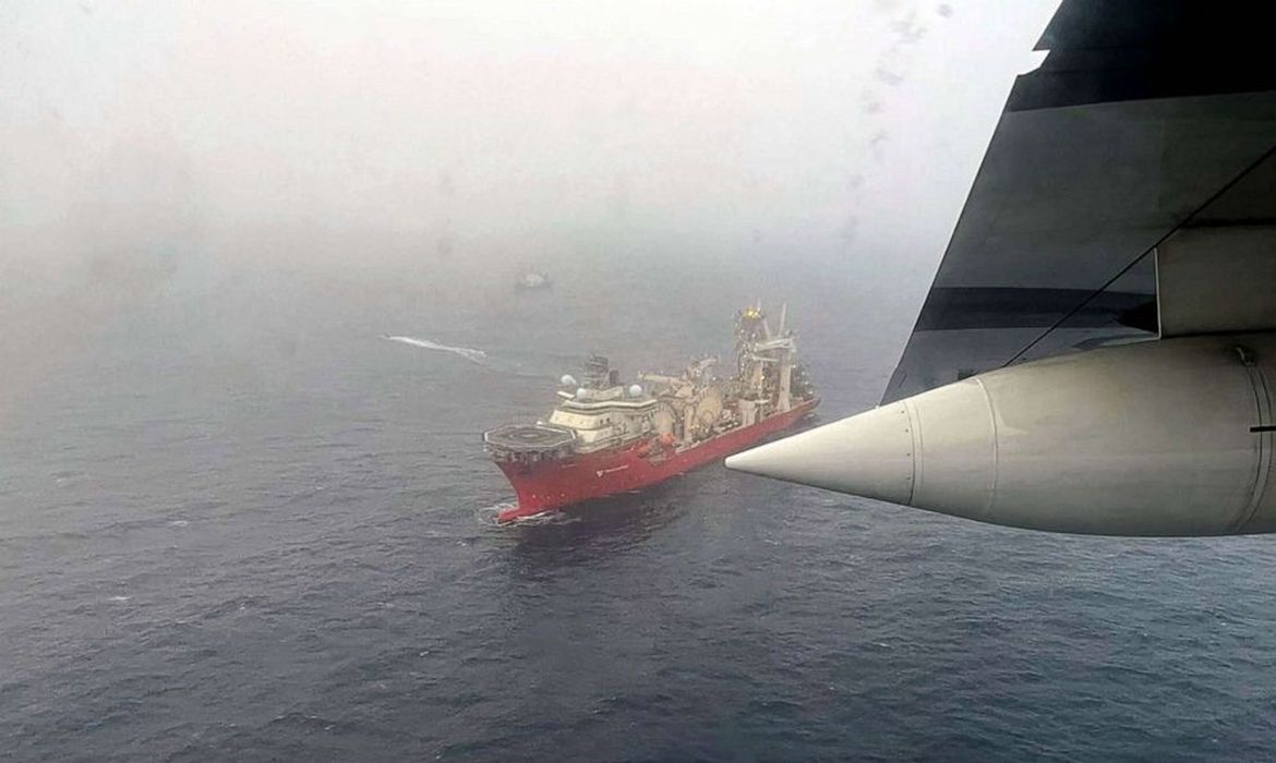 Buscas pelo submersível da OpenGate Expeditions continuam. Imagem enviada pela Guarda Costeira dos Estados Unidos, que participa das buscas. Foto: US COAST GUARD