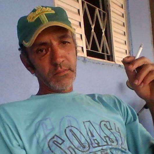 Edemar foi atingido por disparos e morreu no local