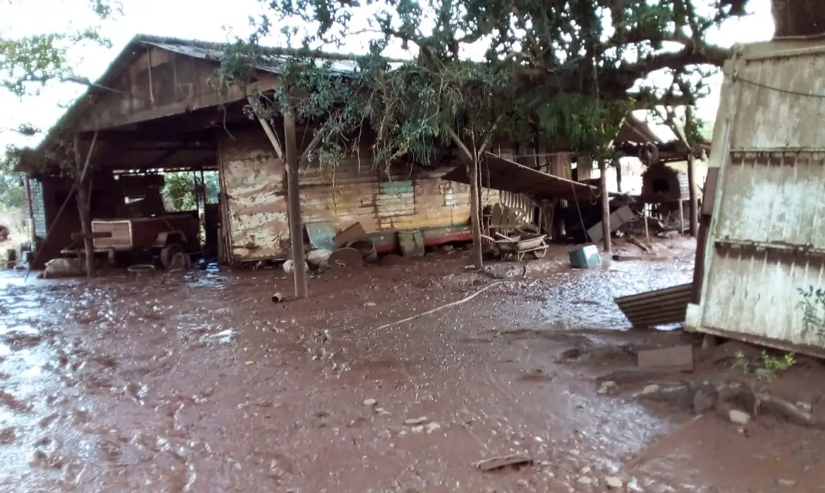 general_camara._propriedade_rural_destruidas_pelas_chuvas