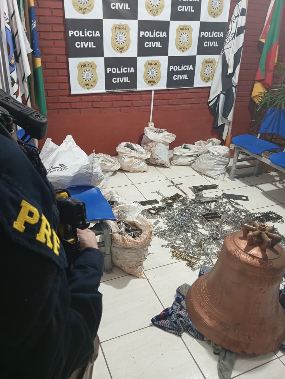 Foto e vídeo: PRF