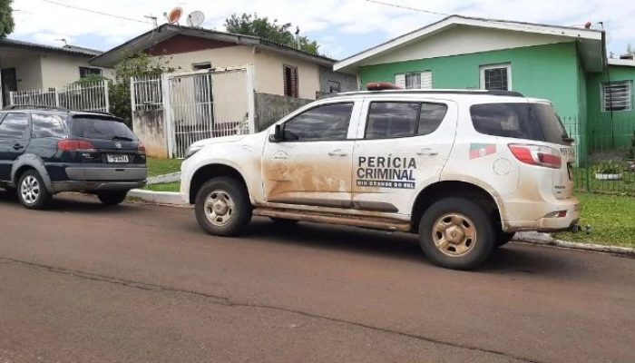 03673BCA-8A96-4172-9D60-E0FB94D2D52F