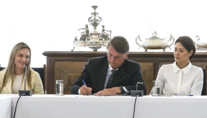 039D2FBD-0CF8-4A81-960C-F88BF1FE2DD3