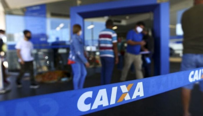 05_08_2020_fila_agencia_caixa-1-780x520