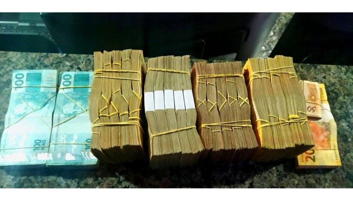 0cec56545738c28d1c82faaad0e39a8c