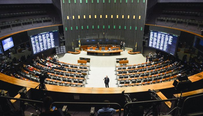 Brasília – Plenário da Câmara dos Deputados antes do inicio da discussão do relatório do Impeachment (Antônio Cruz/Agência Brasil)