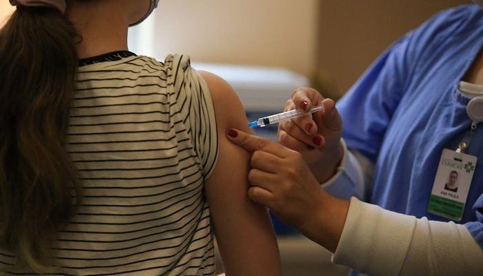 Imunizantes contra a covid-19 são seguros, afirmam especialistas
Ronaldo Bernardi / Agencia RBS