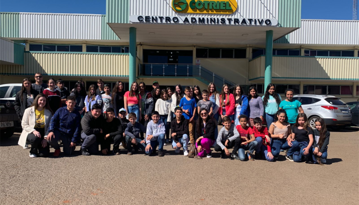 127002f9-3705-4aab-8ec5-d74376e6113d_Zoom