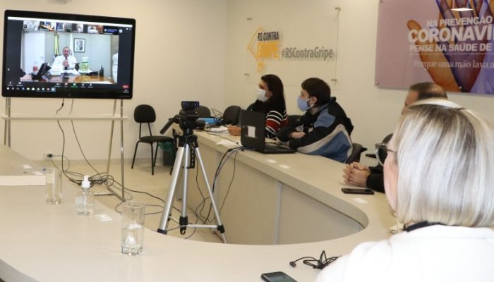 Secretária Arita e diretores da SES conversam com Ministro Pazuello - Foto: Marília Bissigo/Divulgação SES