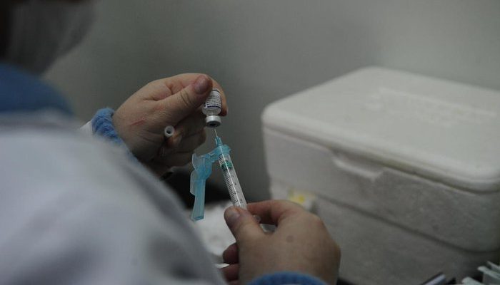 Doses da vacina da Pfizer serão utilizadas para segunda aplicação e reforço no Rio Grande do Sul
Antonio Valiente / Agencia RBS