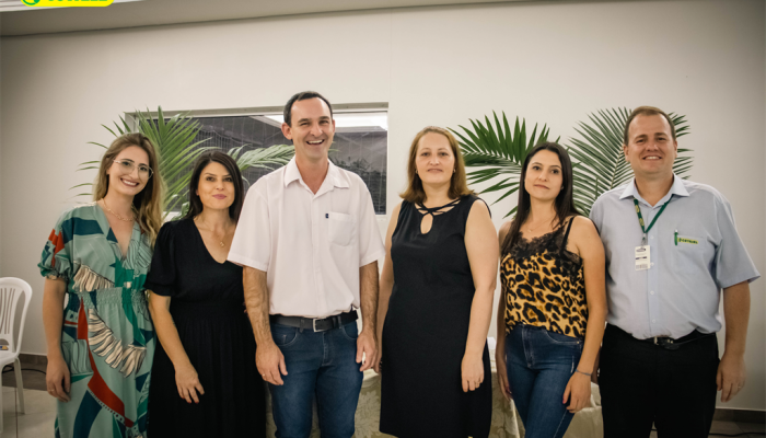 2df9964e-762f-4993-a8b5-d6c5c6c1e9eb_Zoom