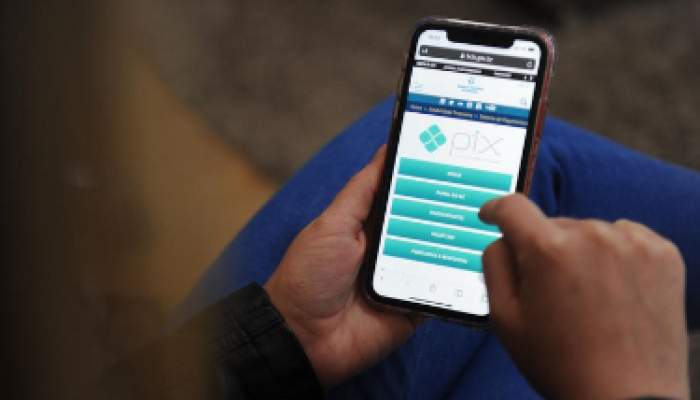 32D4D63D-AD51-491B-924B-8F6566895A5E