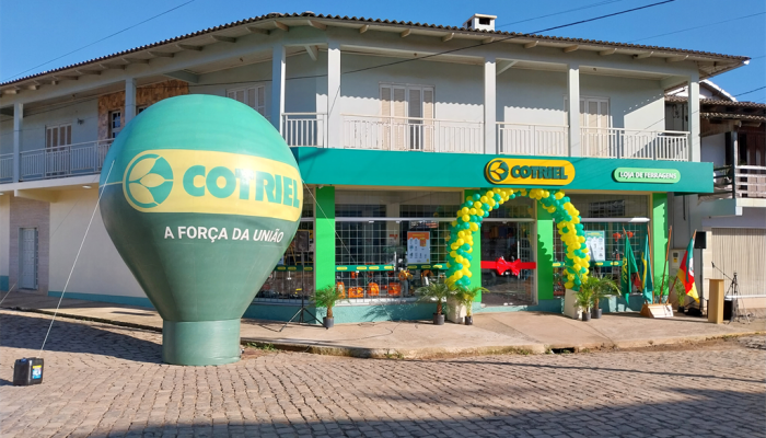 340c37f8-8334-4cbe-b121-6e959d5dc102_Zoom