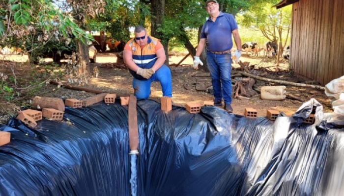 4DCC1AF0-82D7-4024-929F-BE436227334F