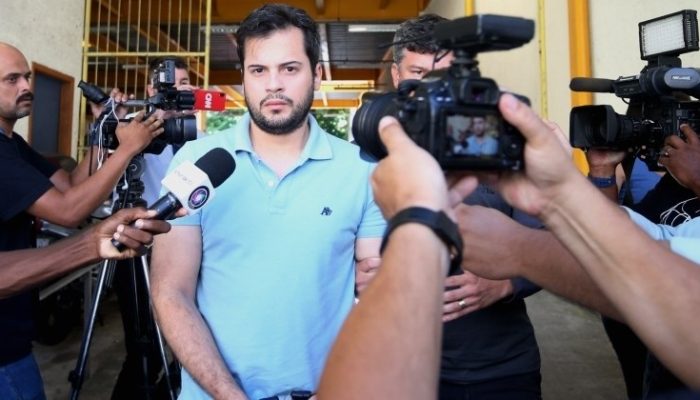 5B5CCCF2-8337-4143-8F10-81CB95722A8A