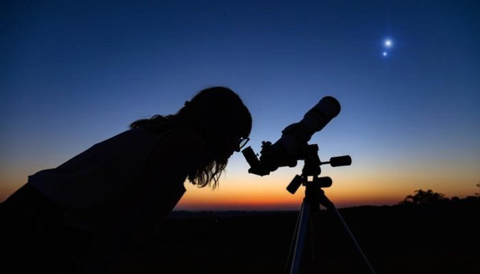 5F6EF1E0-D350-409B-A04B-B1BB63EE6B3A