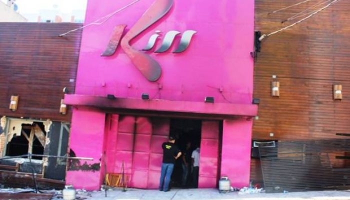 Fachada da boate Kiss após o incêndio Foto: Polícia Civil do Rio Grande do Sul