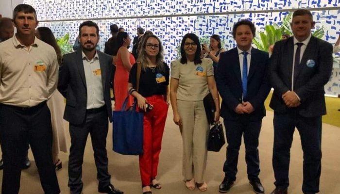 6c756b78-31d8-4f51-aeca-9c329217d57c