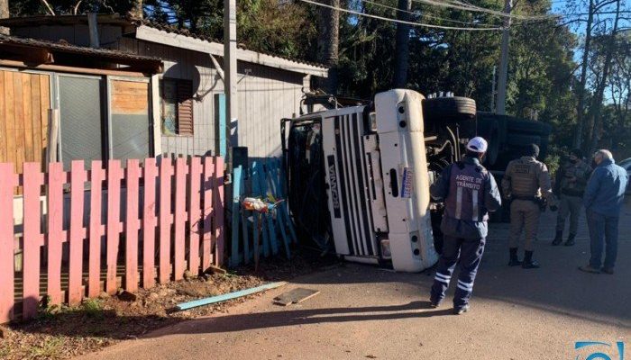 700x0_direita_baixo_1622463478_2080862869