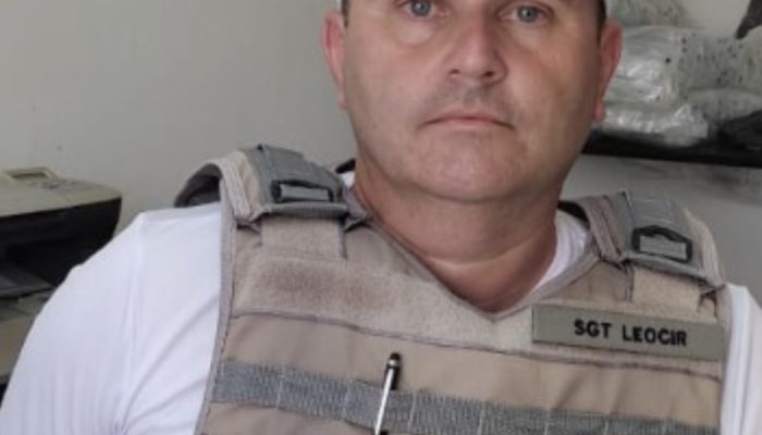 7359F515-1AE3-4FEE-92DE-EF5D42FD1CD7