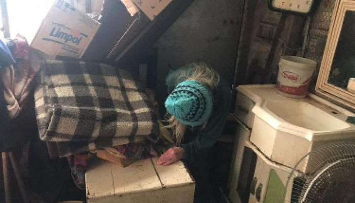 785CB1FA-8DD5-4500-9EA9-7D7F4823292A