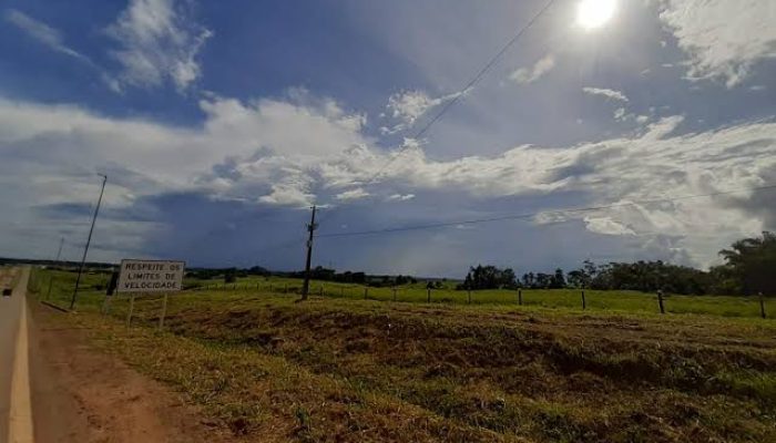 86024320-690E-4CDF-AF75-DF8B7AF45FA5