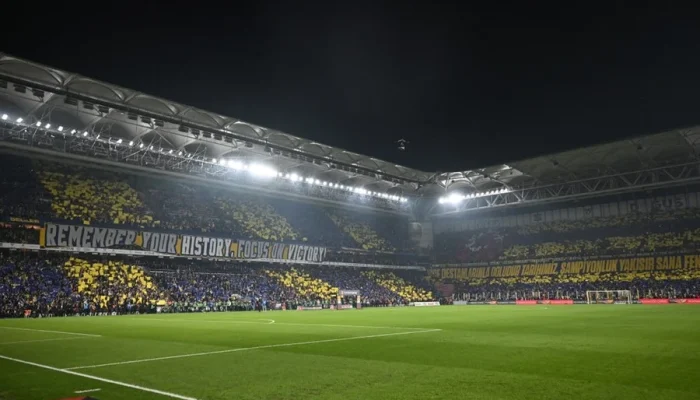 AFP__20251201__86QU4CQ__v2__MidRes__TurFblSuperligFenerbahceGalatasaray
