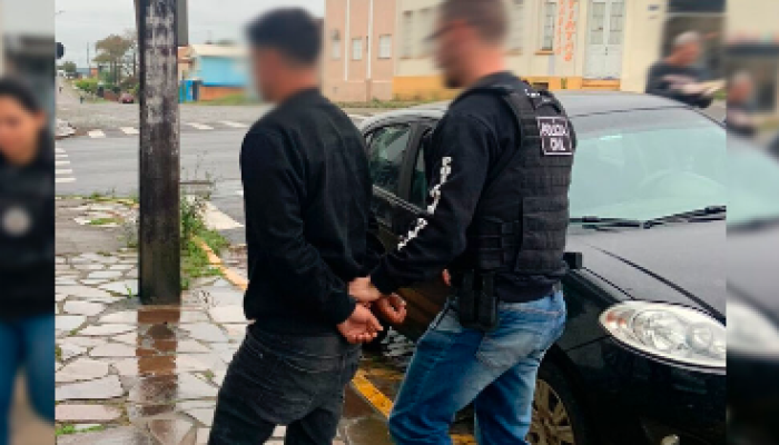 B409DDEF-E50A-4D6C-A1A2-E4F02D164867