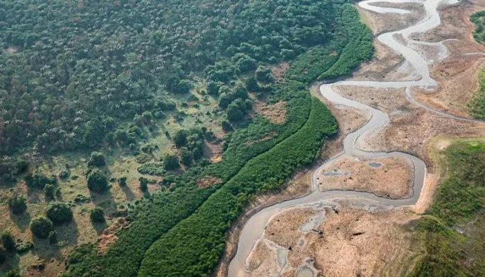BRAZIL-ENVIRONMENT-WEATHER-LULA-DA-SILVA