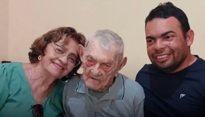 Cearense-homem-mais-velho-do-mundo-1013x675