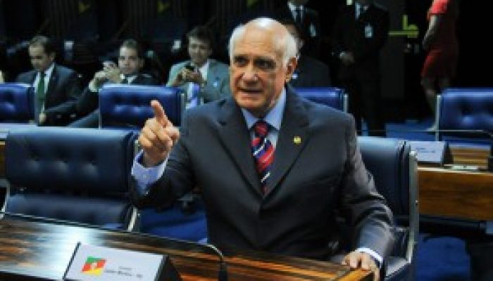 LASIER-MARTINS-300x199