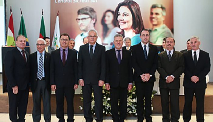 Novos dirigentes da Central Sicredi Sul