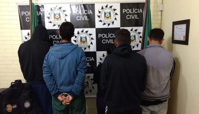 Operação prende cinco pror tráfico de drogas em Tapera