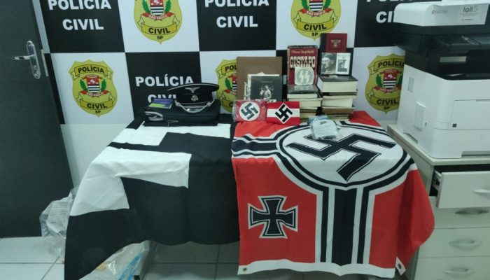 Policia-Civil-descobre-estamparia-que-produzia-camisetas-com-simbolos-nazistas-em-Passo-Fundo-2-1024x576