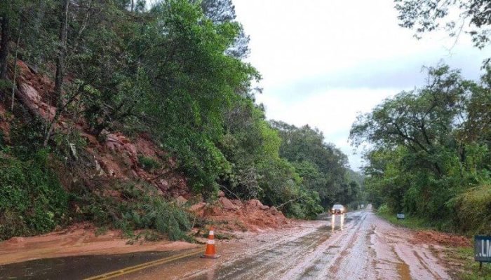 Rodovia_ERS_452_Chuvas