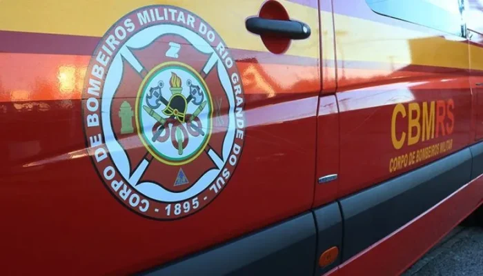 SrHmHAzW-FjCW7fVm-Bombeiros-1