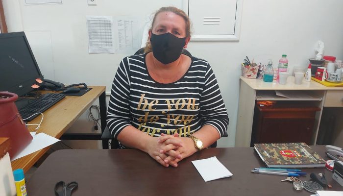 Ionara Prates de Oliveira, secretária da Junta Militar do município.