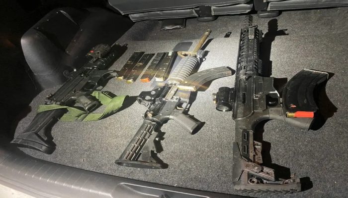 Armas apreendidas pela polícia com o grupo criminosa — Foto: Brigada Militar/Divulgação
