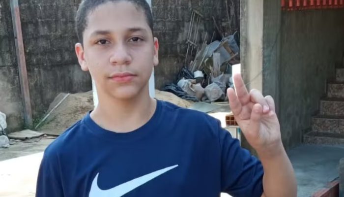 Carlos Teixeira faleceu aos 13 anos em Praia Grande (SP) — Foto: Arquivo Pessoal