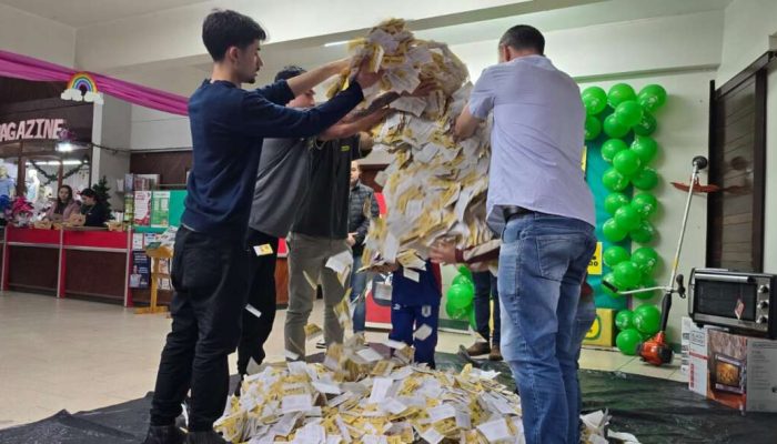 WhatsApp Image 2025-11-07 at 17.42.55 (2)