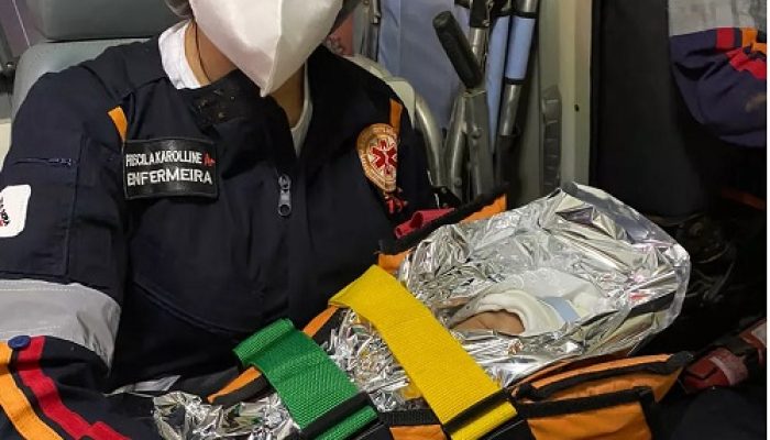 Recém-nascido foi resgatado sem ferimentos após grave acidente na MG-307 — Foto: Samu/ Divulgação