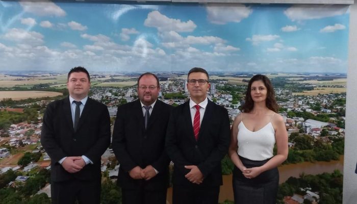 c24dae64-d411-46c2-9922-fb79aadc68a0