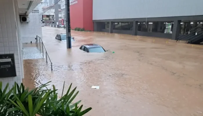 chuvas_em_sc_-_coredec_-_itajai-1024x613