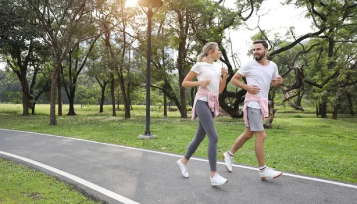 depositphotos_309669568-stock-photo-a-runner-couple-is-jogging