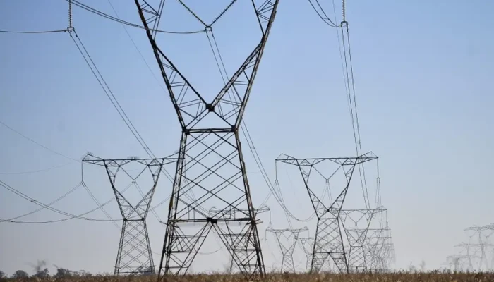 energia_eletrica-postes-redes-marcelo_casal-Agencia-brasil-agoranovale