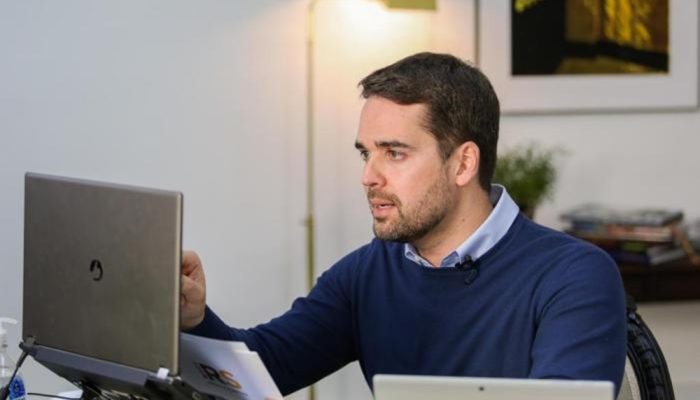 f2cd9bfbacf7cb124d52b88b34044e85