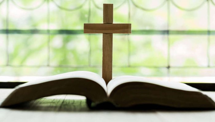 igreja-freepix-1536x1024