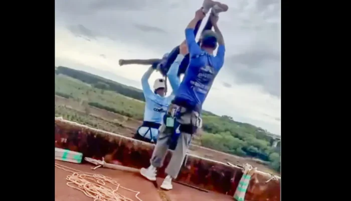Foto: Frame Entre Cordas e Ih Voei