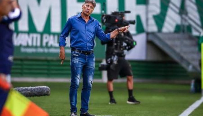 renato-gaucho-durante-palmeiras-x-gremio-pela-final-da-copa-do-brasil-1615158870058_v2_450x337